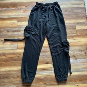 PrettyLittleThing Cargo Jogger Sweatpants Black Size M